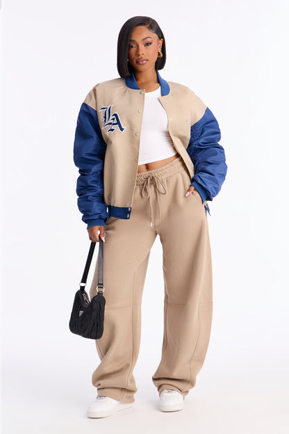 Solaris Barrel Leg Fleece Pant - Taupe