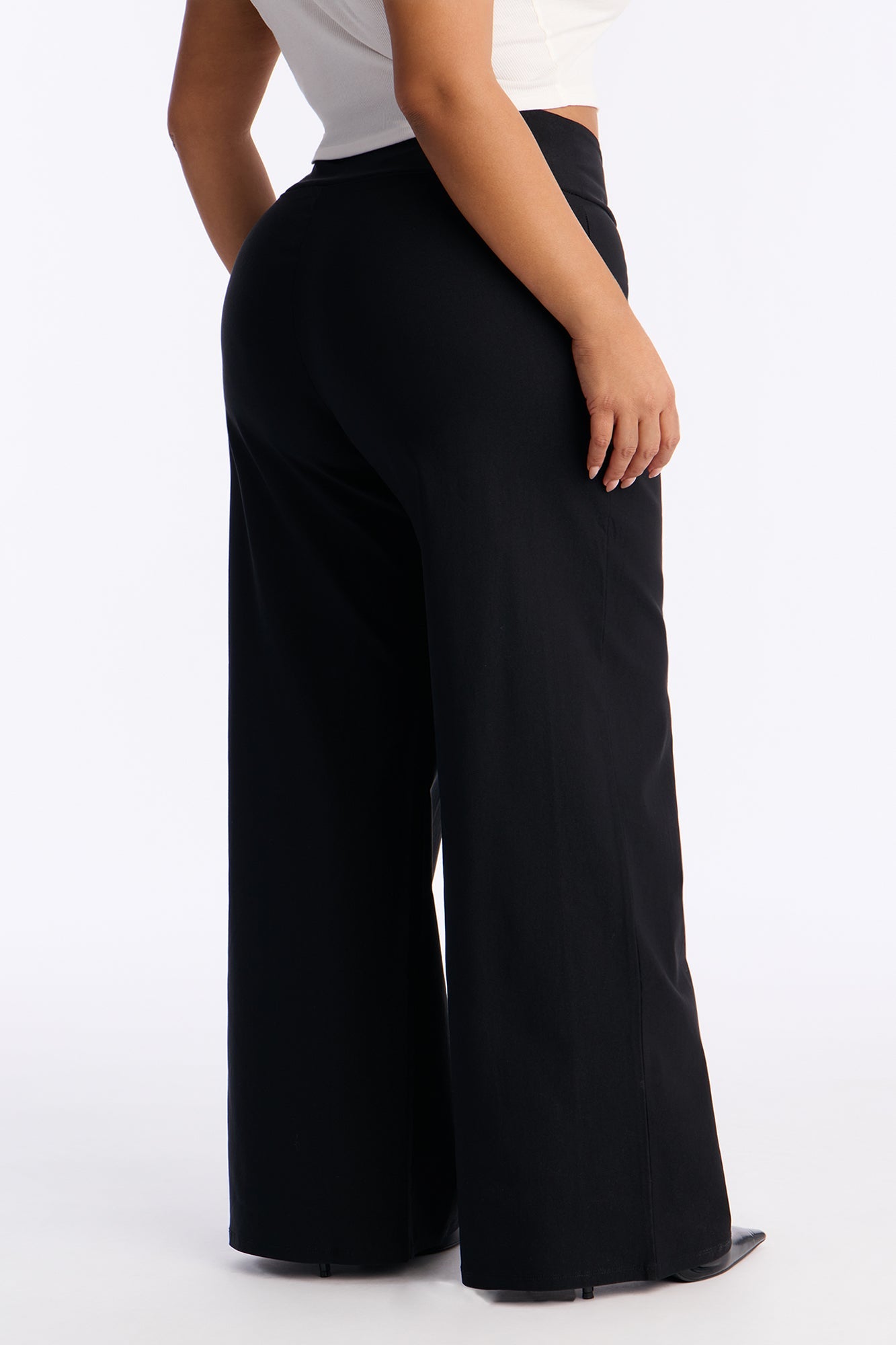 Petra Millennium Pull On Wide Leg Pant 32″ - Black