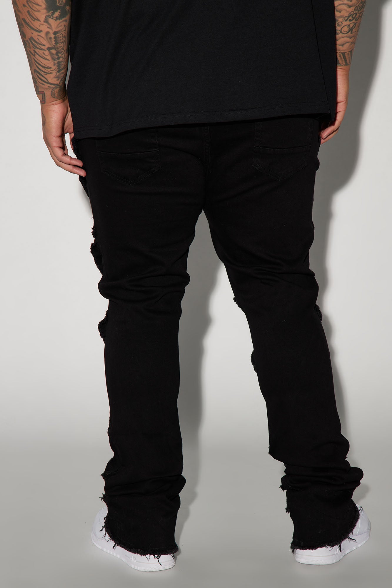 Slanted Fray Stacked Skinny Flare Jeans - Black