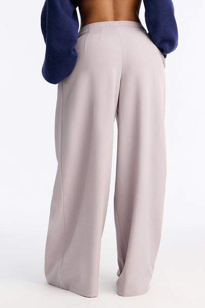 Power Moves Daily Pleated Low Rise Trouser 33″ - Grey