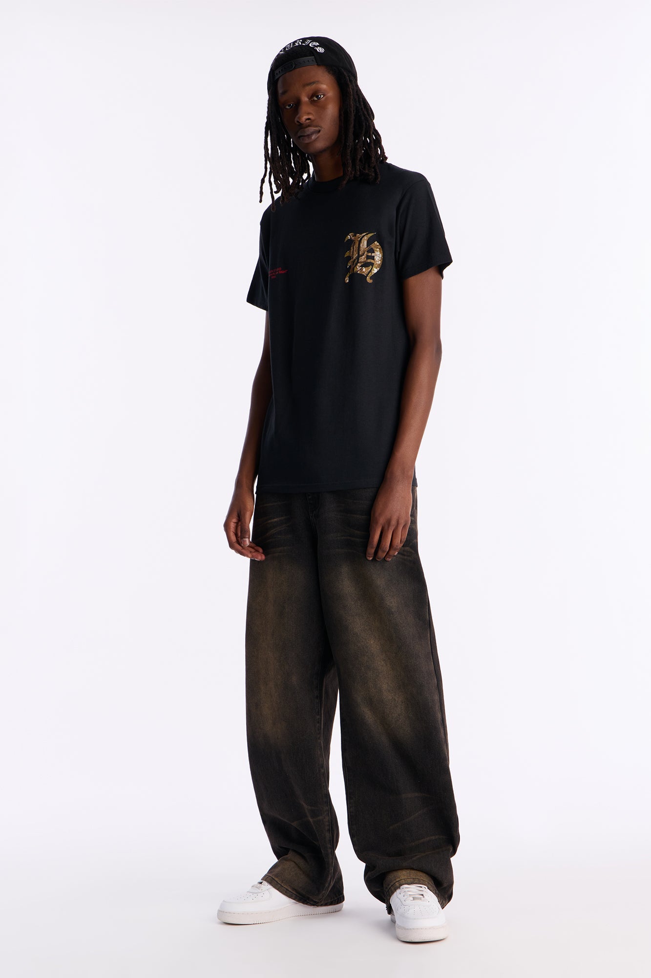 Hidden In The Leaf Short Sleeve Tee - Black