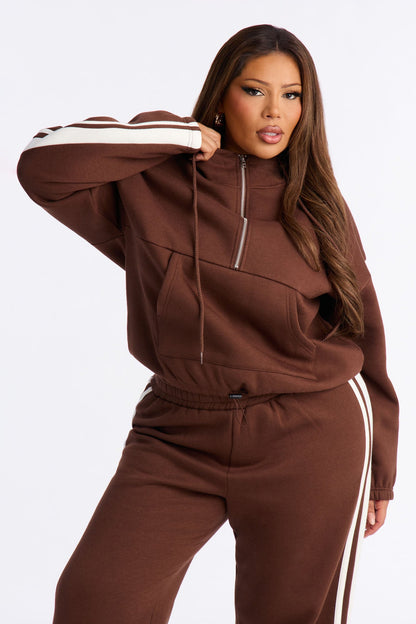 The Amara Fleece Sweatshirt Quarter Zip Up - Brown