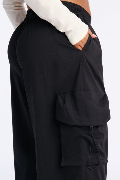 Coffee Break Wide Leg Pant 32″ - Black