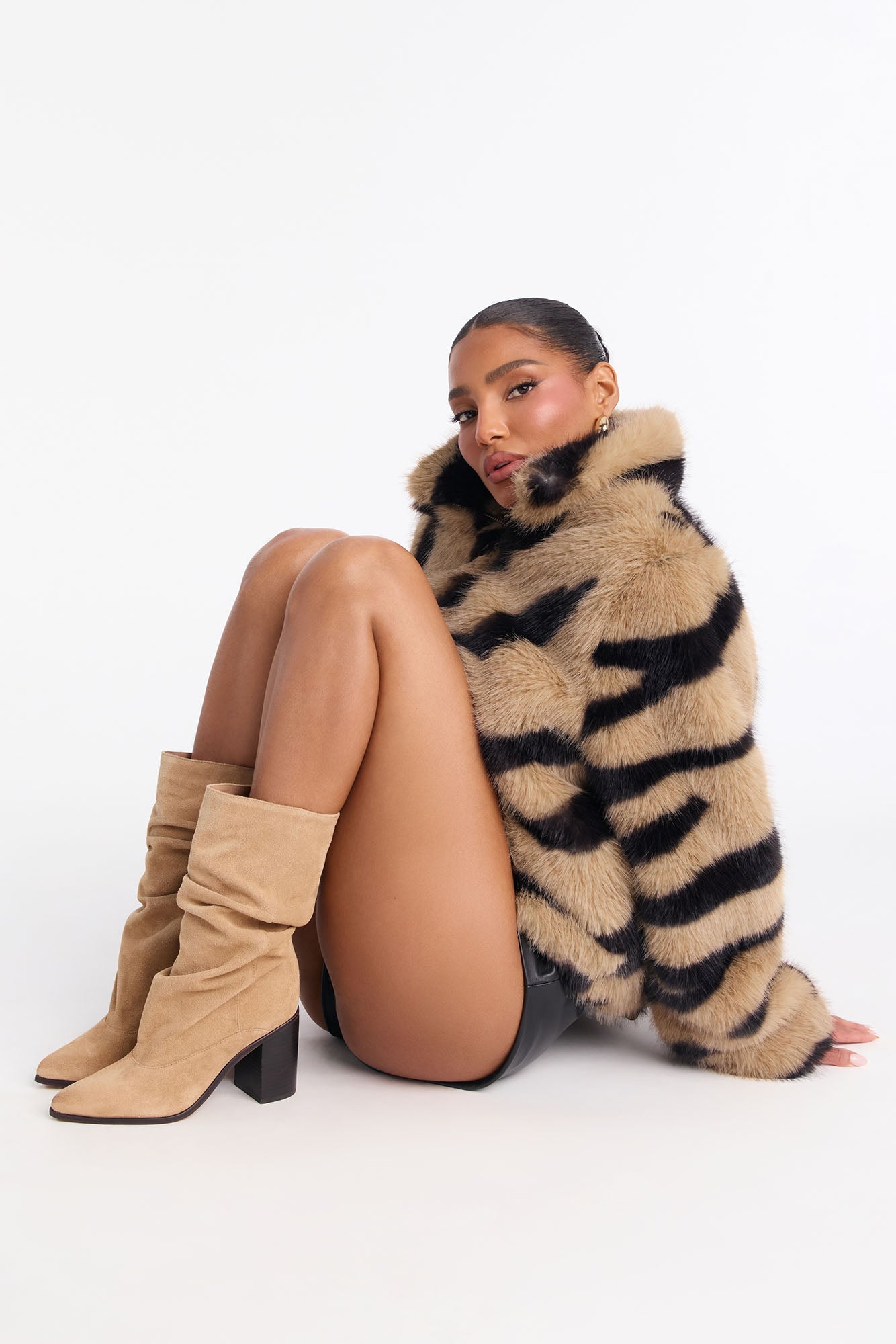 Dolce Vita Talina Suede Boots - Taupe