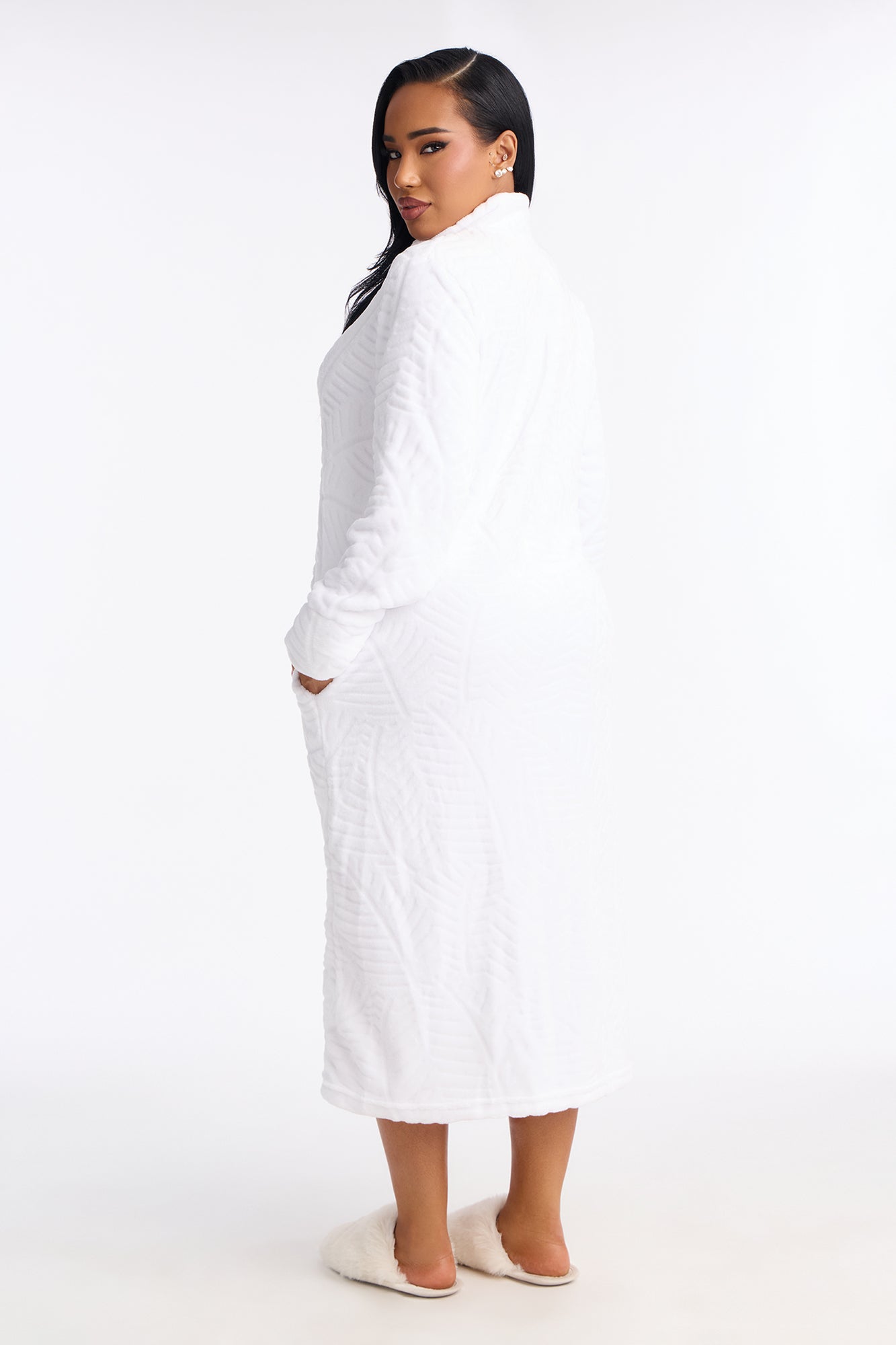 Sleepy Mood Fleece Zip Front Robe - White