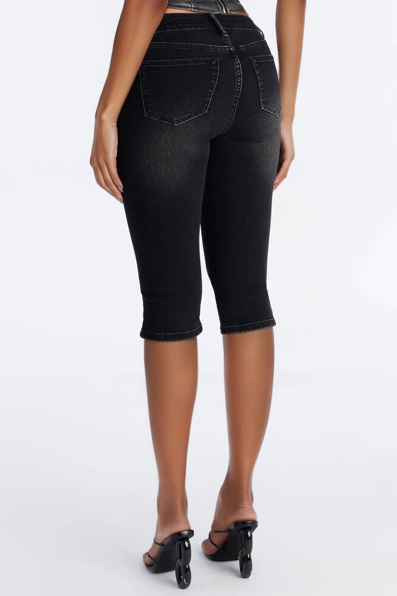 San Diego Skinny Capri Jeans - Black