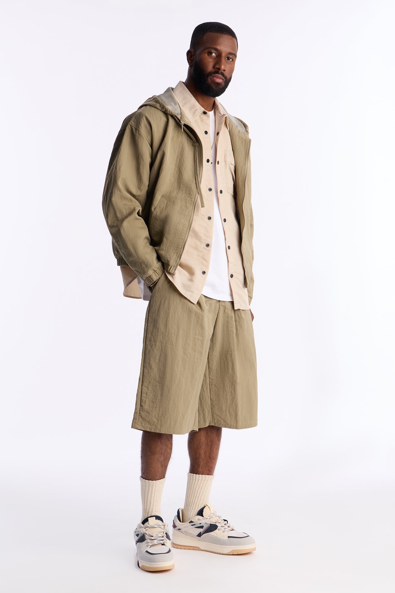 Baggy Pleated Tech Short - Khaki