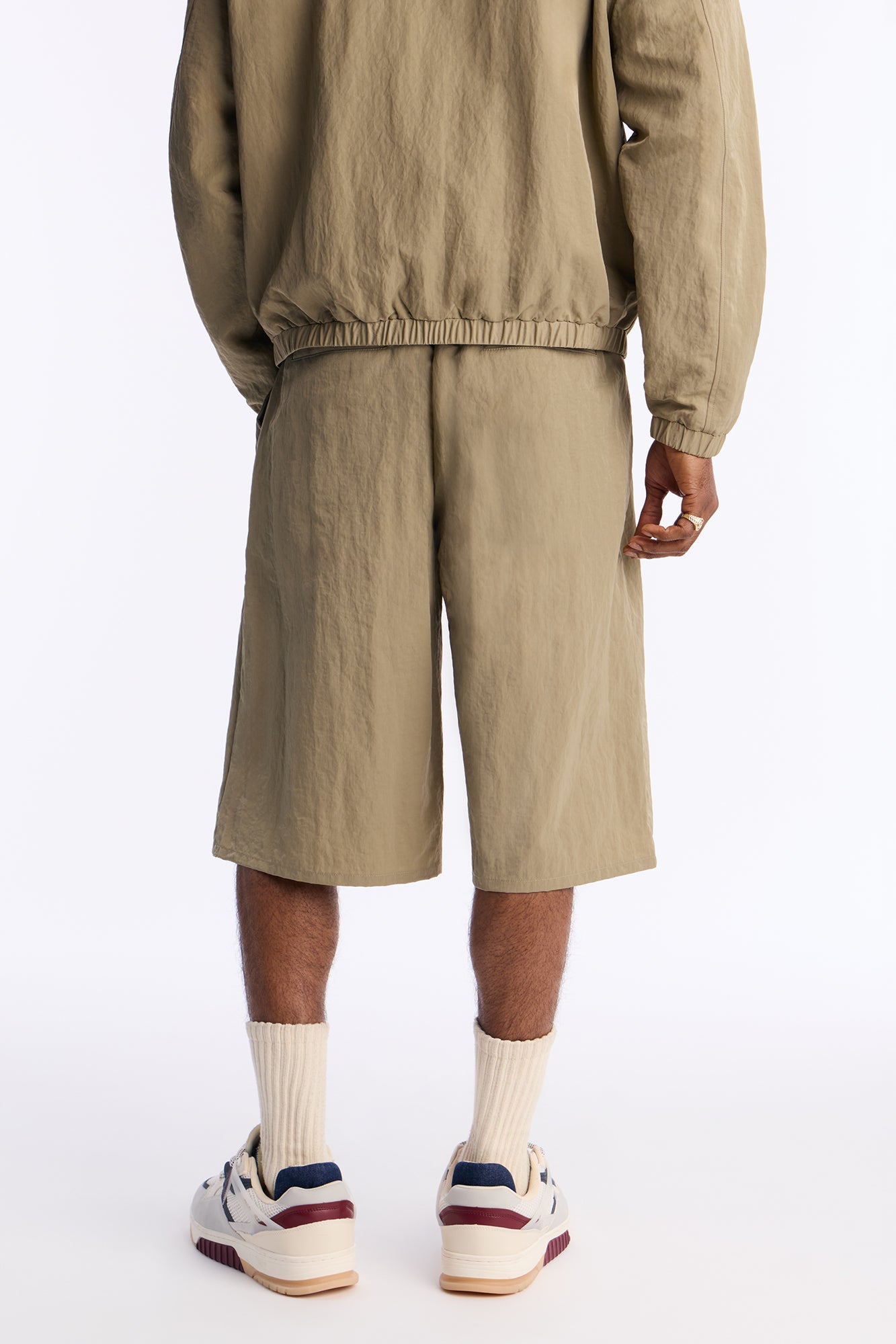 Baggy Pleated Tech Short - Khaki