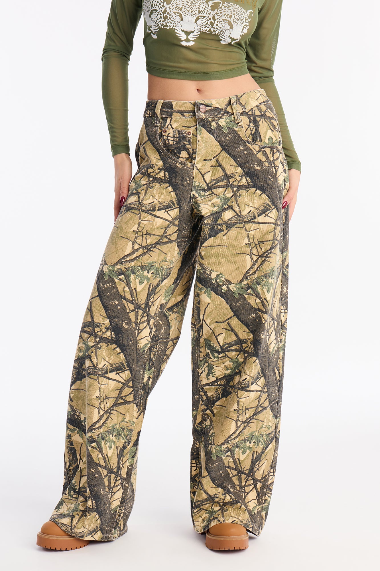 Under Pressure Camo Tree Low Rise Wide Leg Pant 31″ - Green/combo