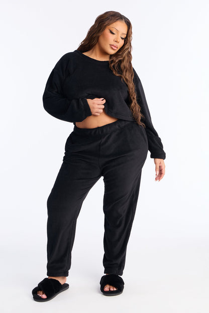 Keep You Cozy Plush Crew Neck PJ Jogger Set - Black