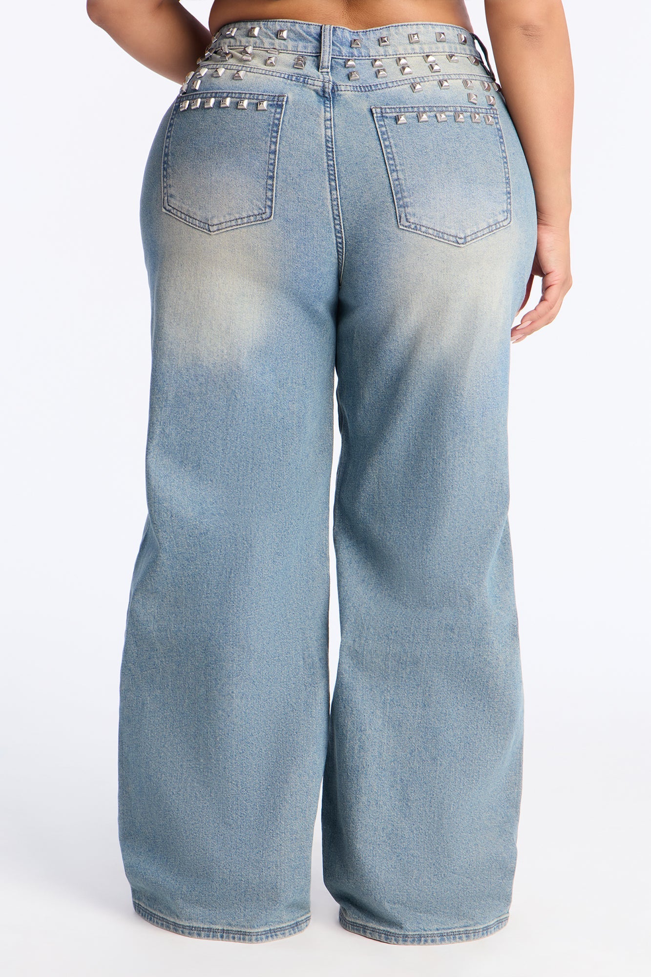 The Front Runner Studded Tinted Jeans - Vintage Wash