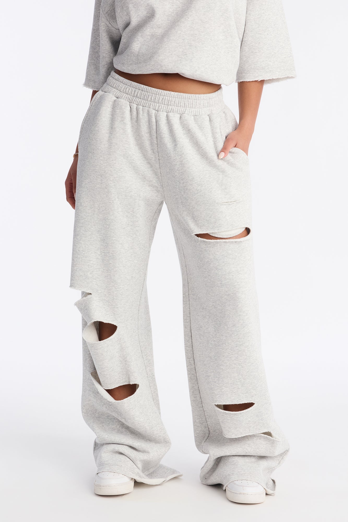 The Crew Fleece Distressed Sweatpants - Heather Grey