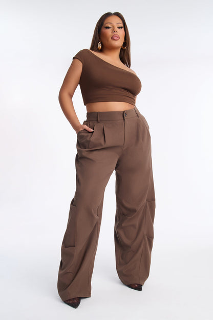 Reese Mid Rise Barrel Leg Pant 31″ - Chocolate