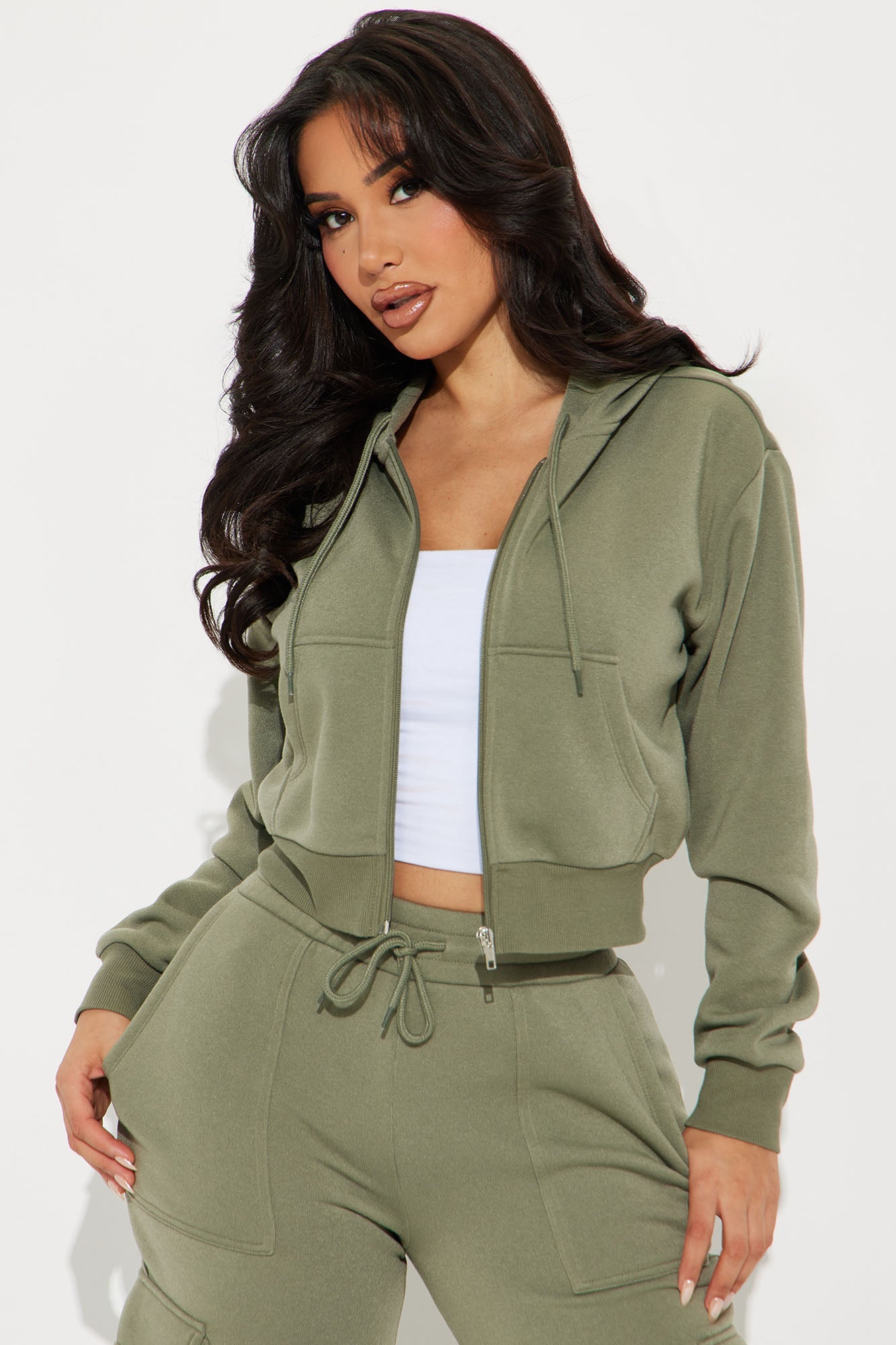 Kinsley Cropped Hoodie - Olive