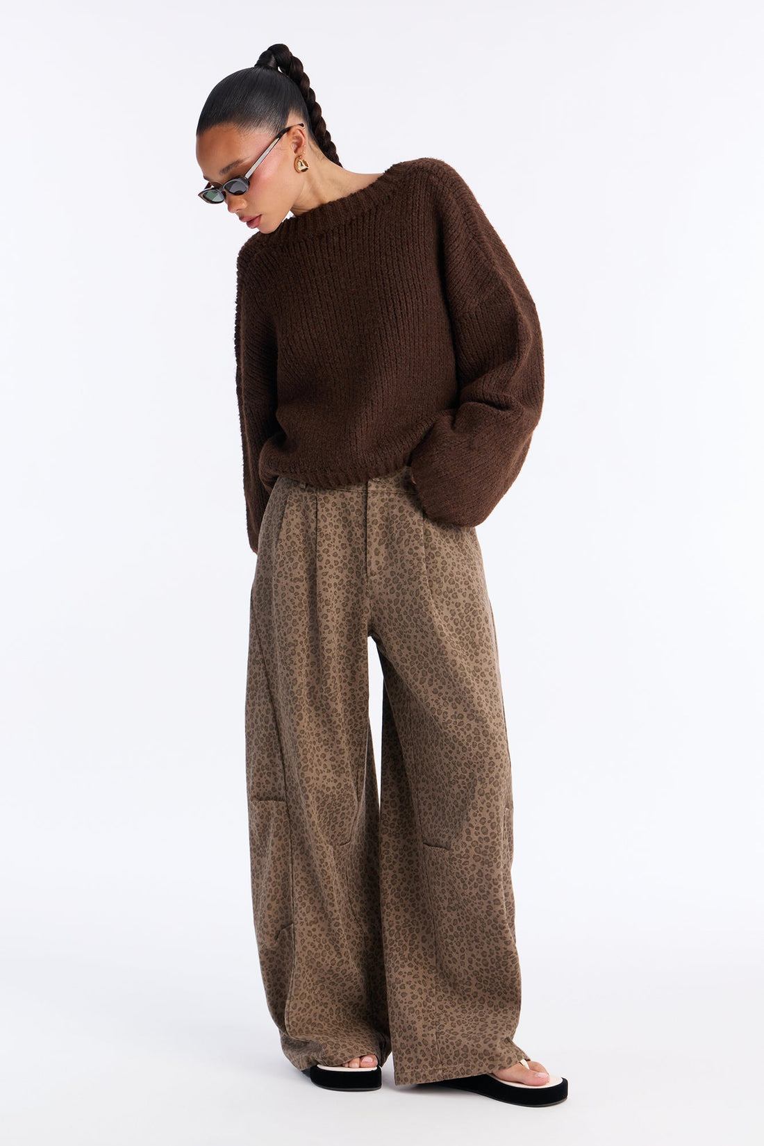 Zoey Low Rise Barrel Leg Leopard Pant - Leopard