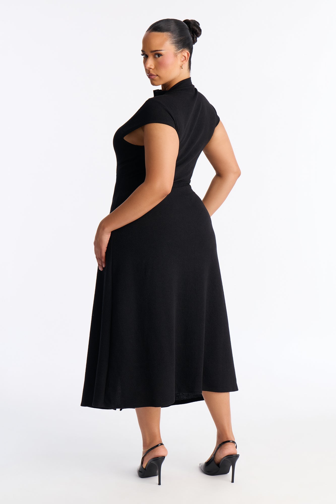 Dara Textured Midi Dress - Black