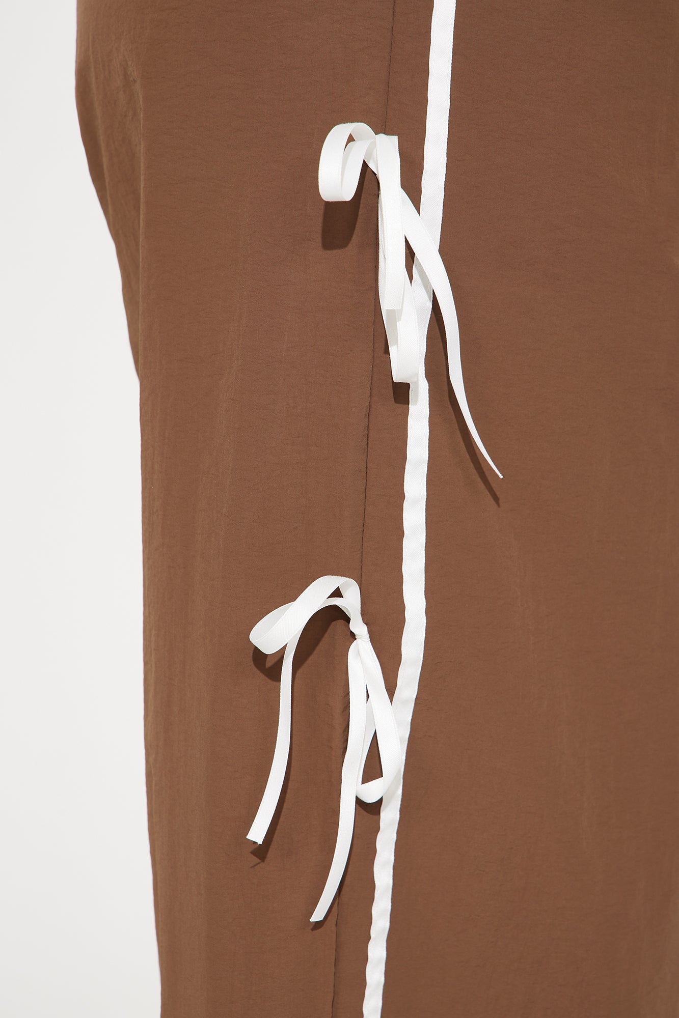 Cindy Windbreaker Track Pant - Chocolate