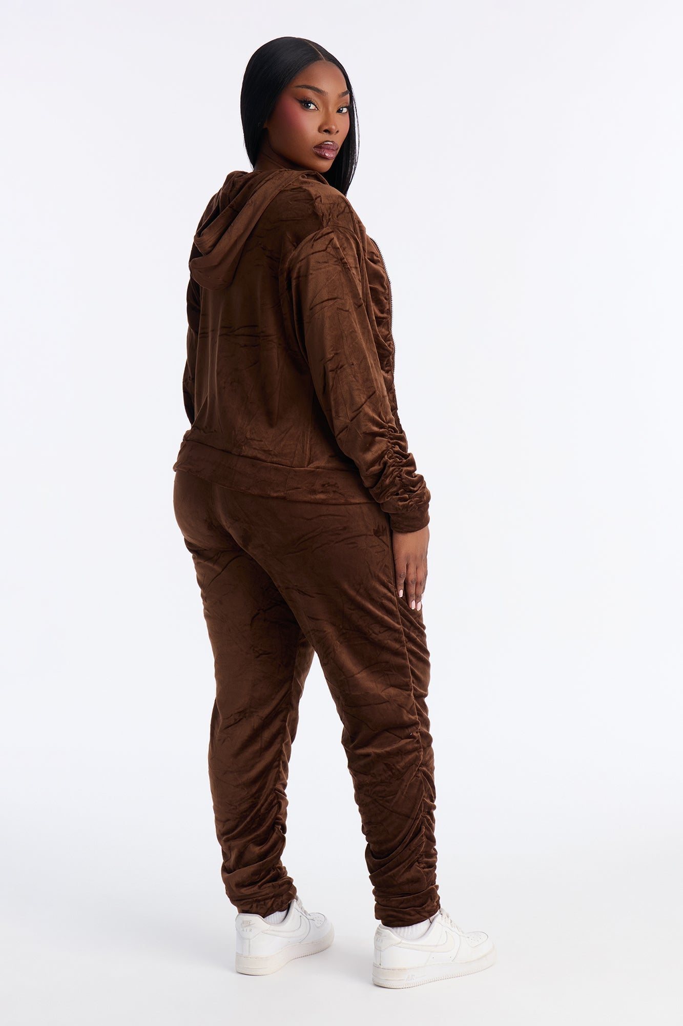 Soft Girl Energy Ruched Velour Jogger Set - Brown