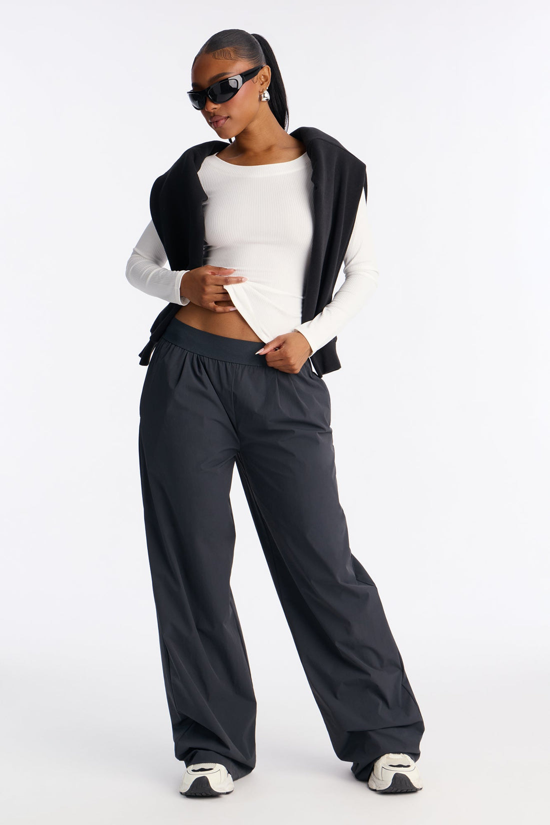 Crush On You Elastic Waist Windbreaker Pants - Charcoal