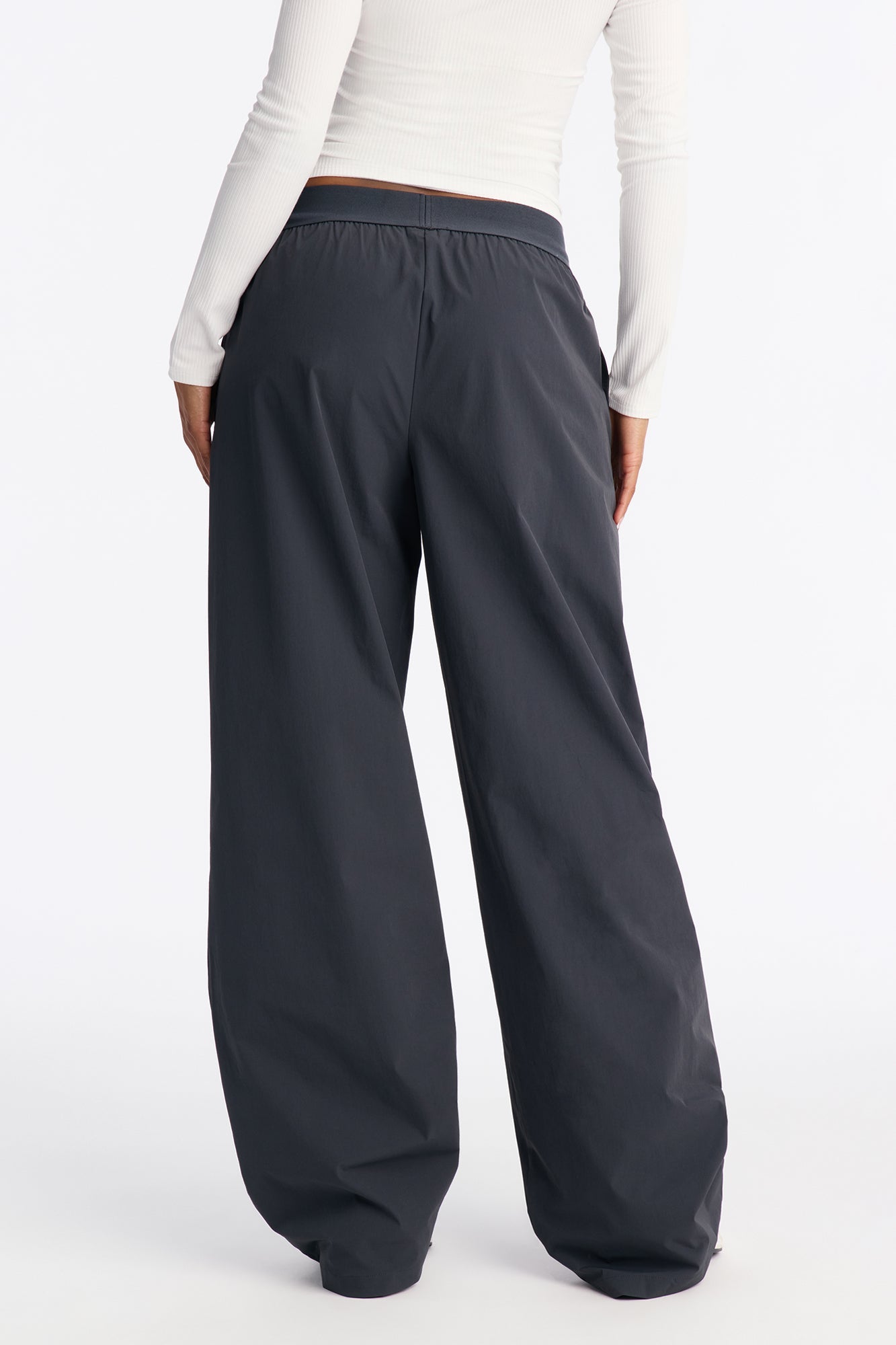 Crush On You Elastic Waist Windbreaker Pants - Charcoal