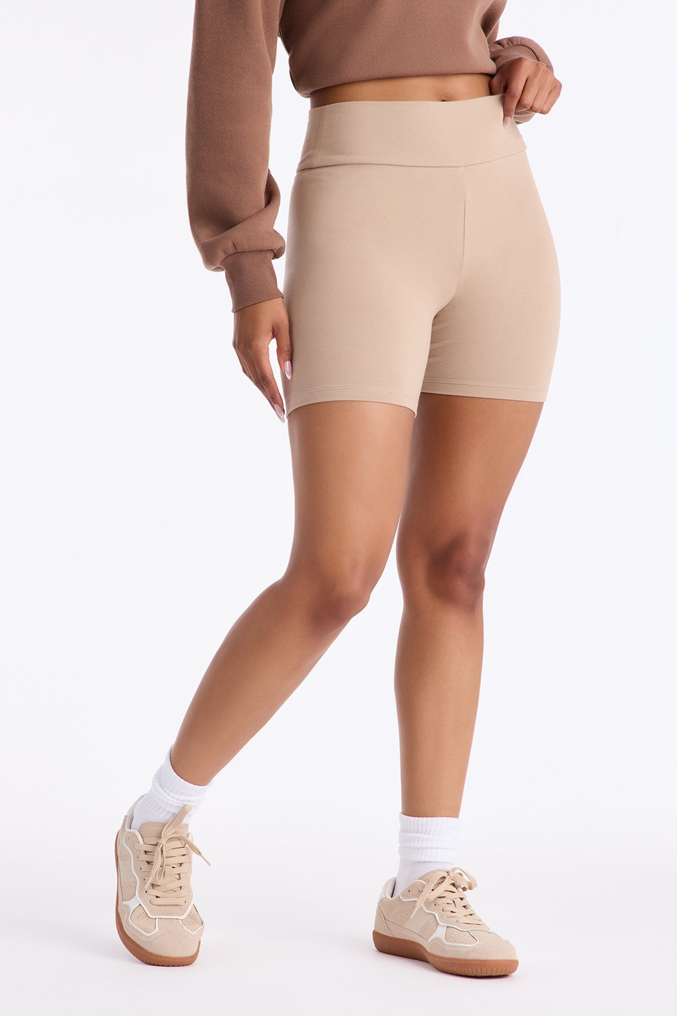 Quinn Mid Rise Everyday Cotton Biker Short 5″ - Tan
