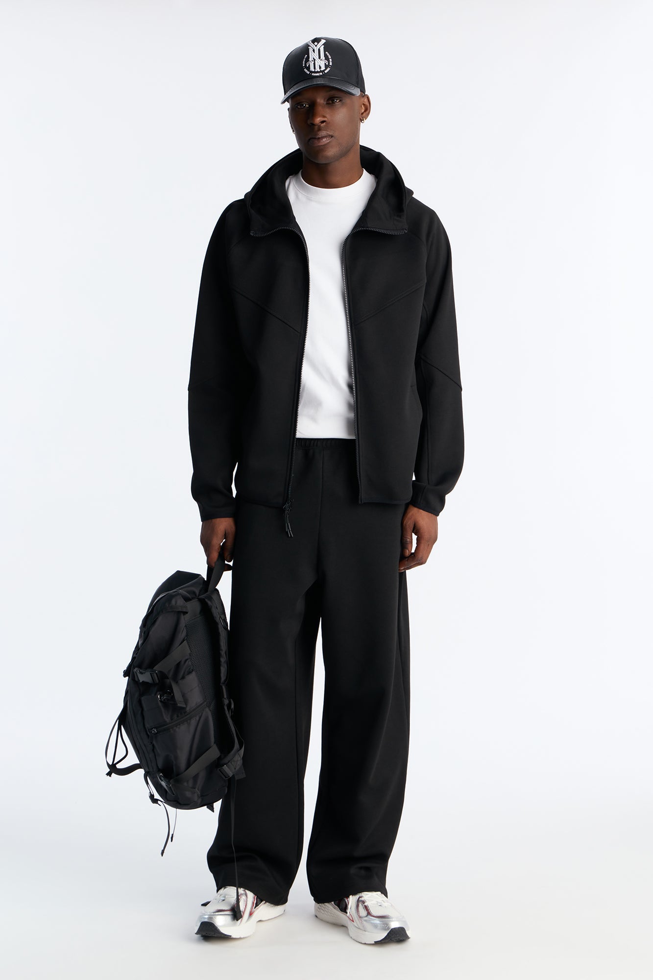 Structured Paneled Fleece Zip Up Hoodie  - Black