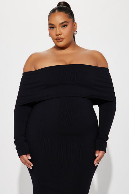 Nayeli Snatched Maxi Dress - Black