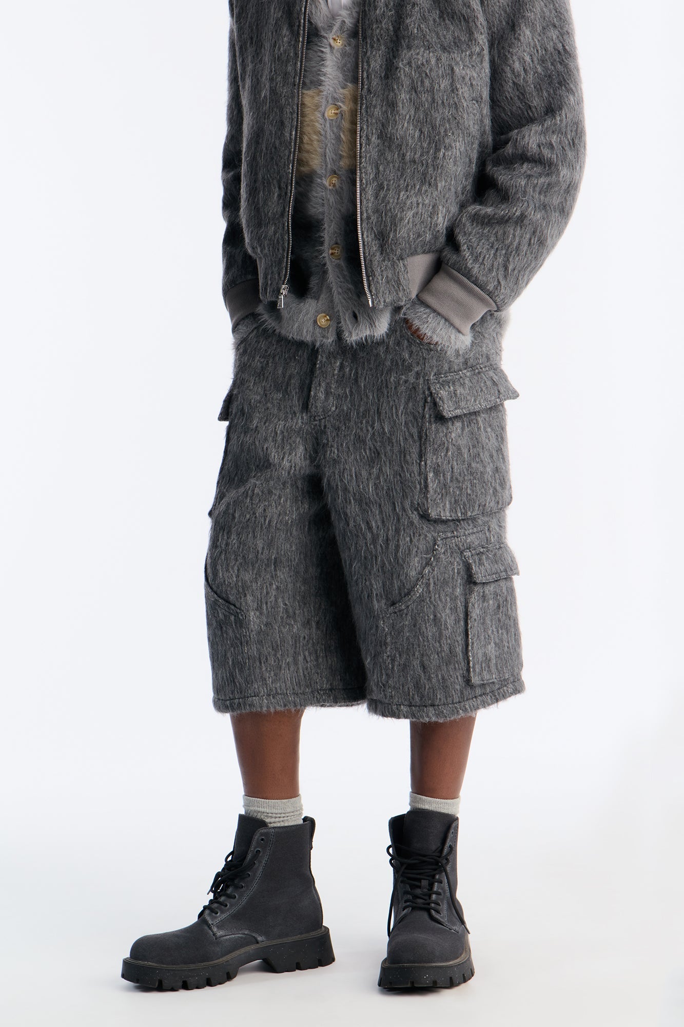 Baggy Warm Breeze Textured Short - Grey
