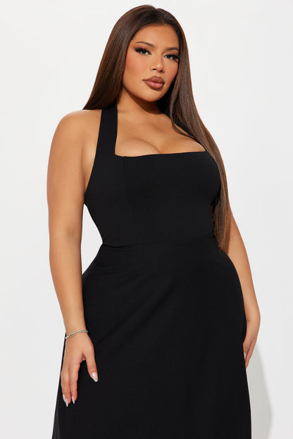 Alena Halter Midi Dress - Black