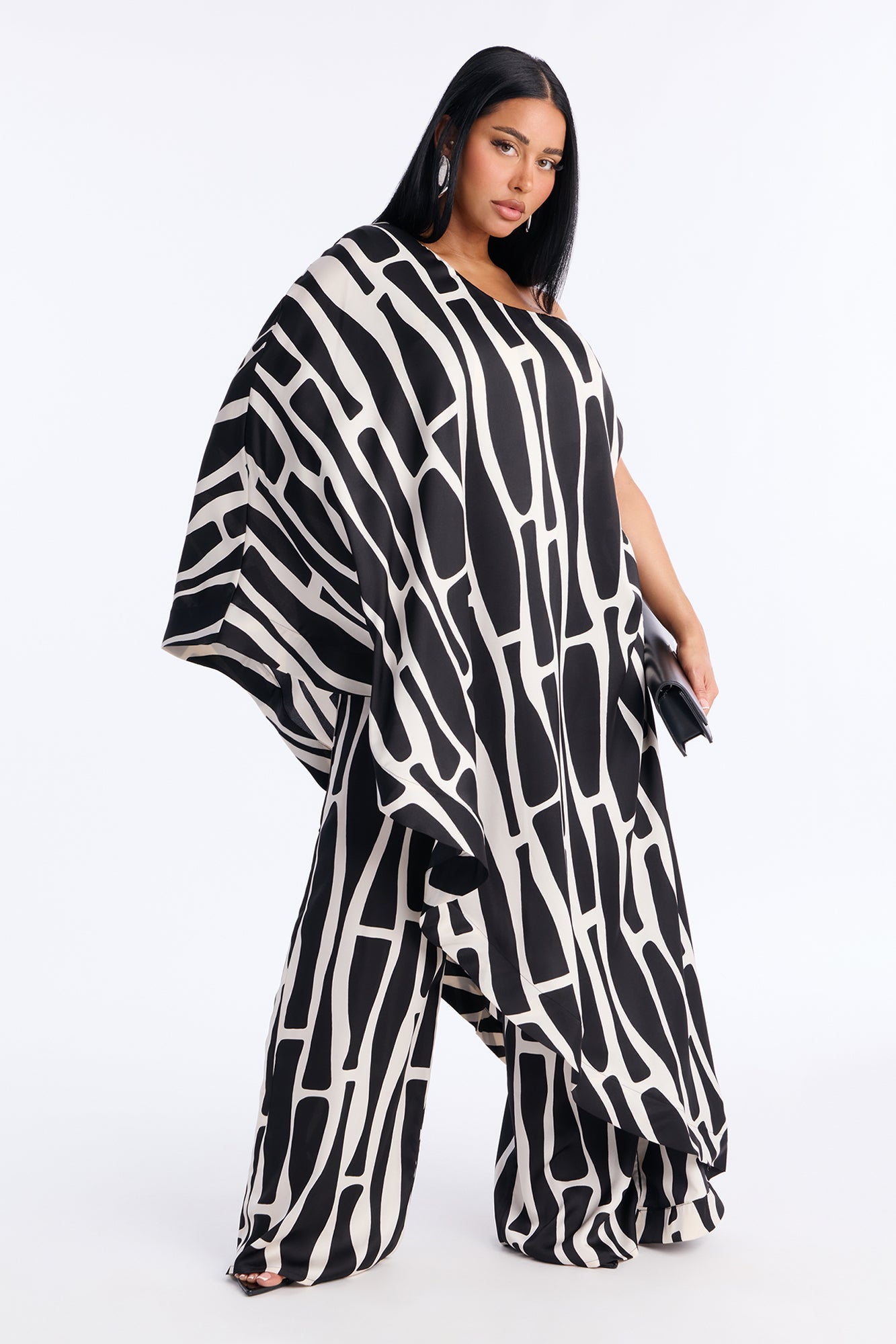 Felicity Cape Sleeve Jumpsuit - Black/White