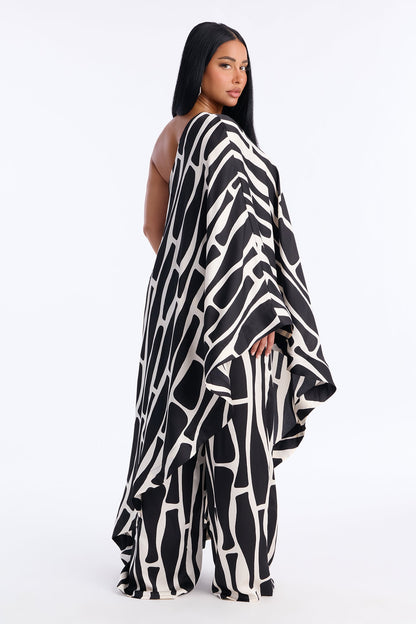 Felicity Cape Sleeve Jumpsuit - Black/White
