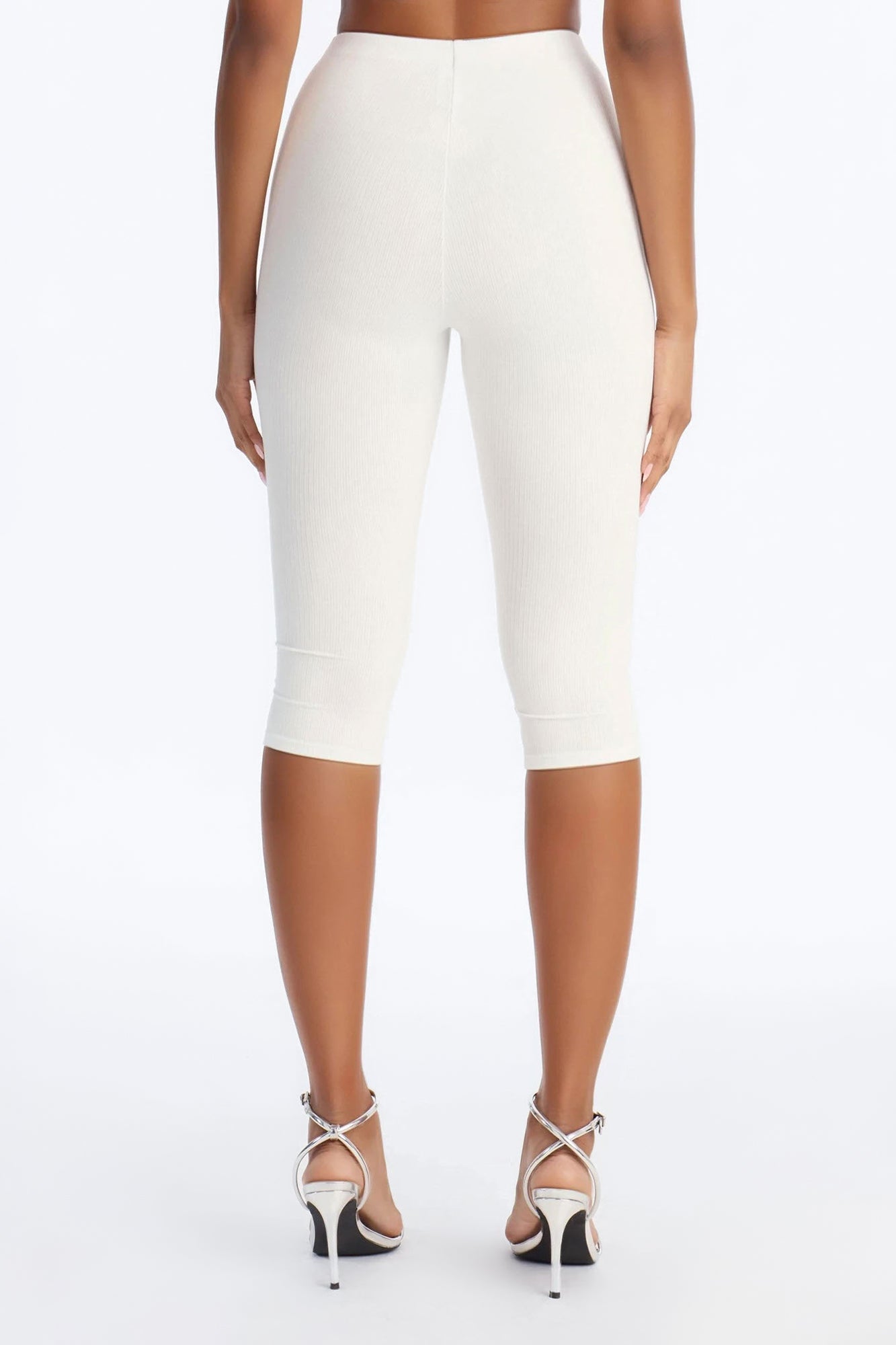 Lena Snatched Capri Pant - Ivory