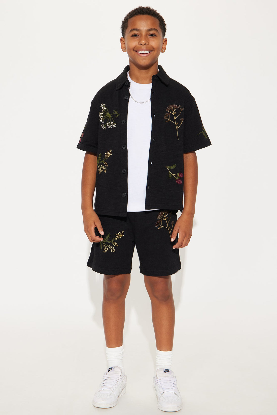 Mini Berries And Blooms Embroidered Shirt - Black