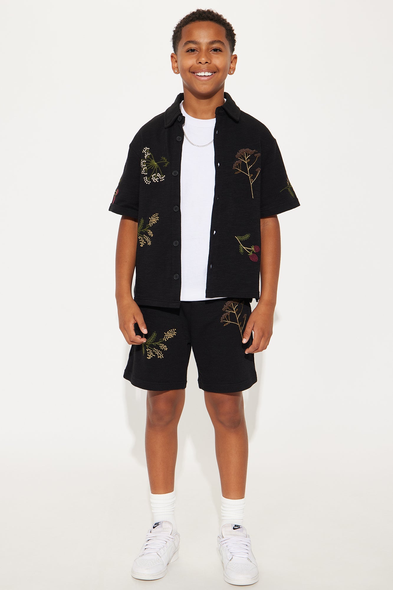 Mini Berries And Blooms Embroidered Shirt - Black