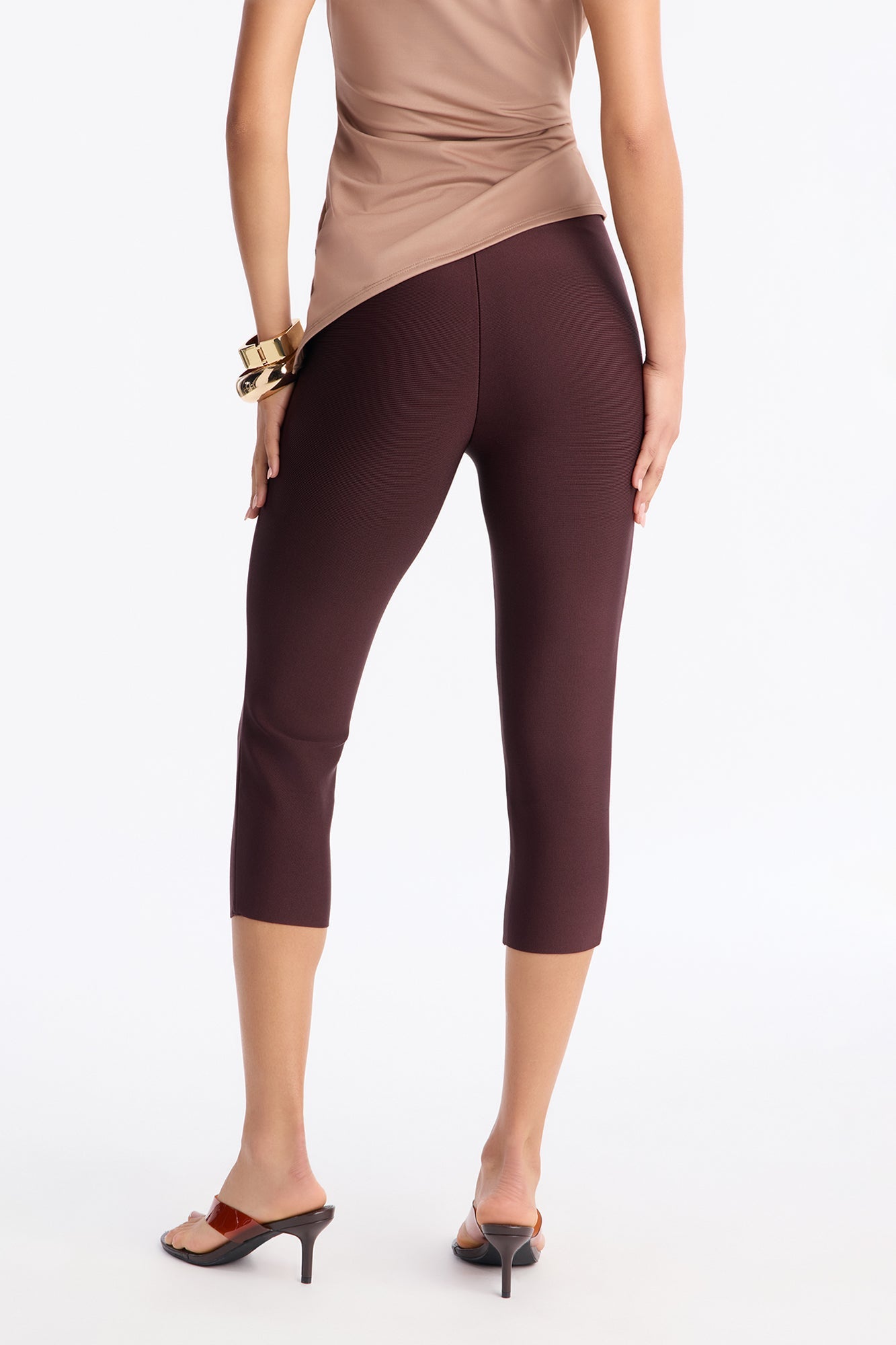 Jasmine Bandage Capri Pant - Chocolate