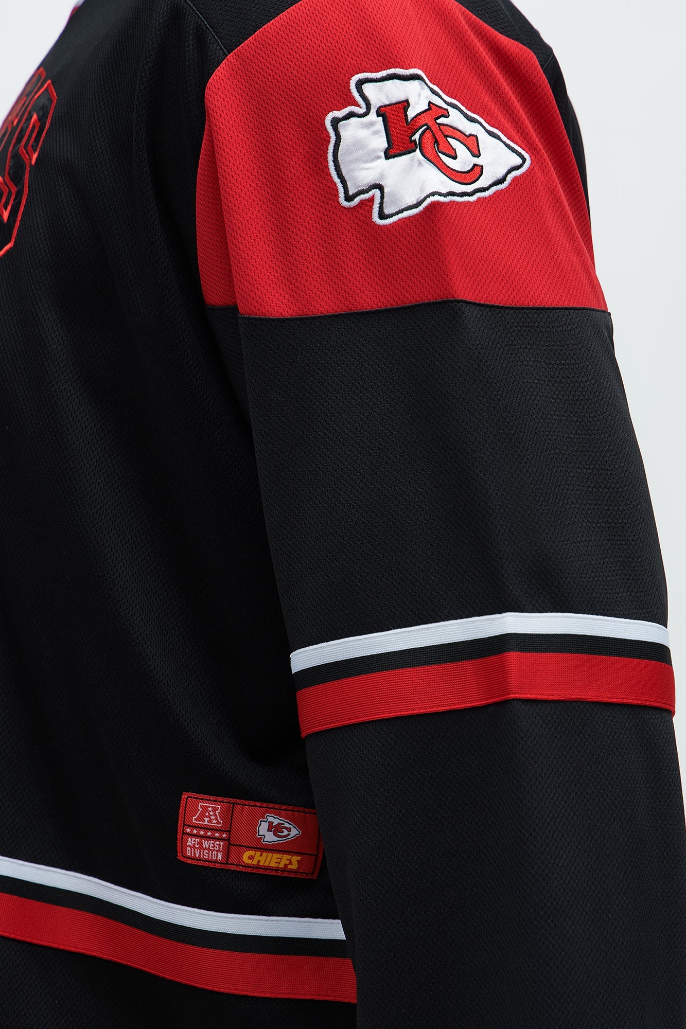 Chiefs Hat Trick Hockey Top - Black/Red
