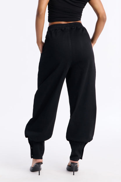 Destination Unknown Drapey Denim Balloon Jeans - Black