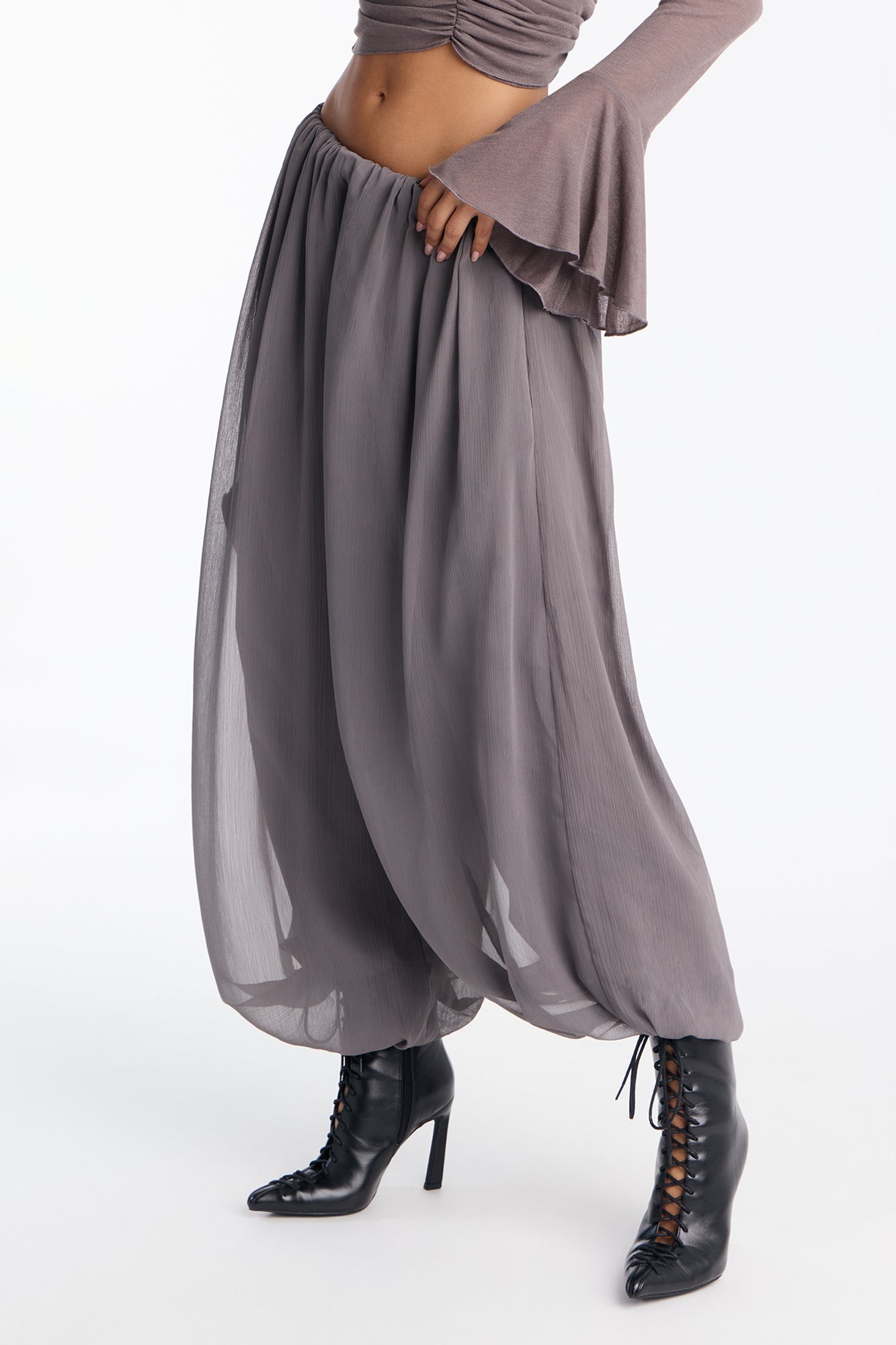 Stella Chiffon Balloon Pants 29″ - Grey