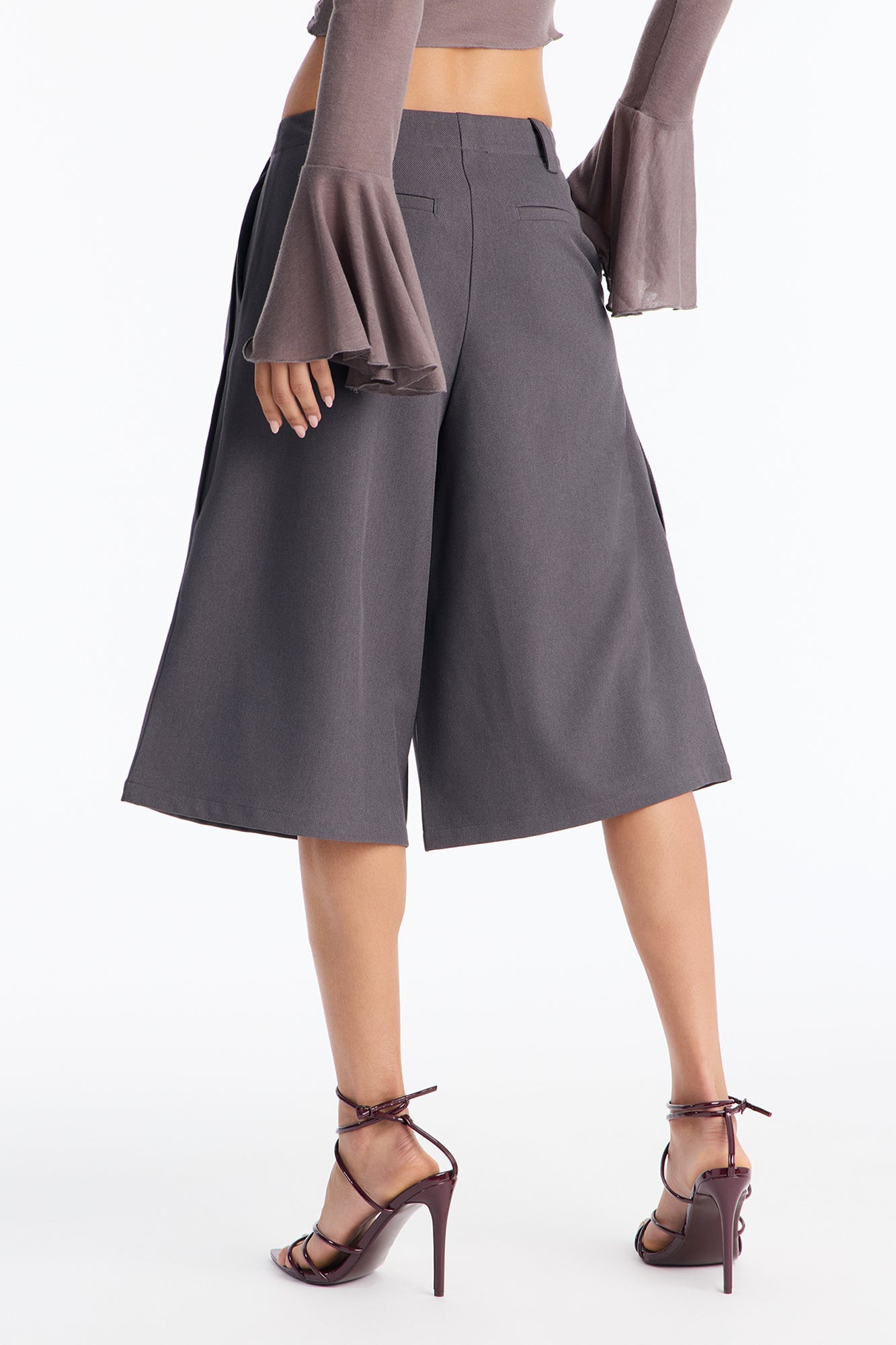 Business As Usual Belted Crepe Bermuda Short 9″ - Charcoal