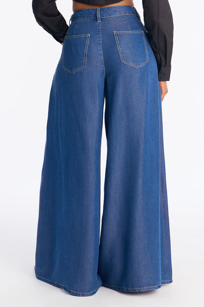 High Tempo Chambray Super Low Rise Pant 32″ - Medium Wash