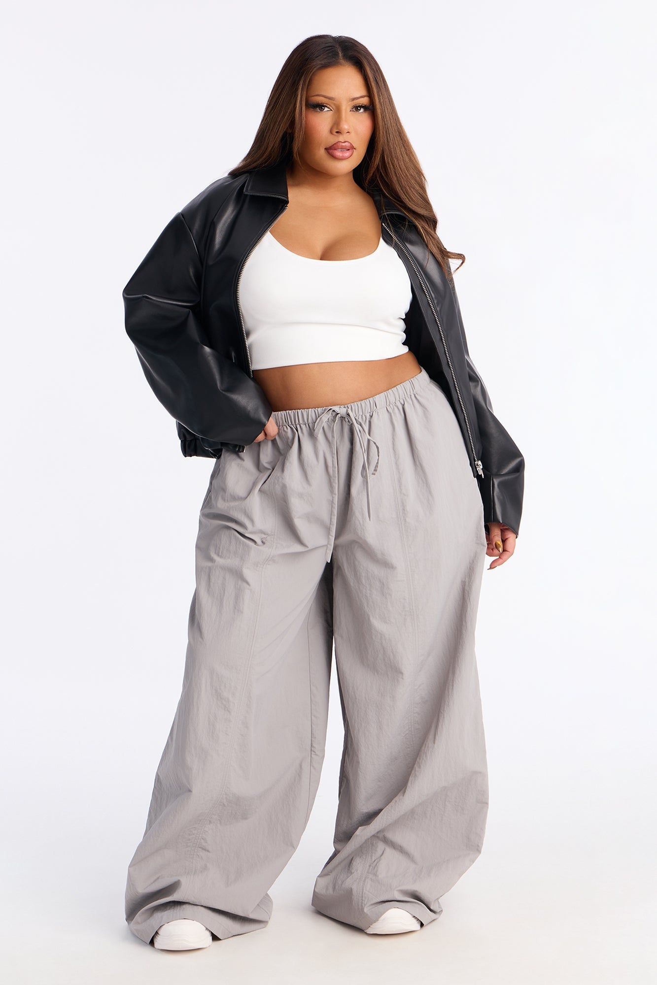 Different Vibe Wide Leg Windbreaker Pant 33″ - Grey