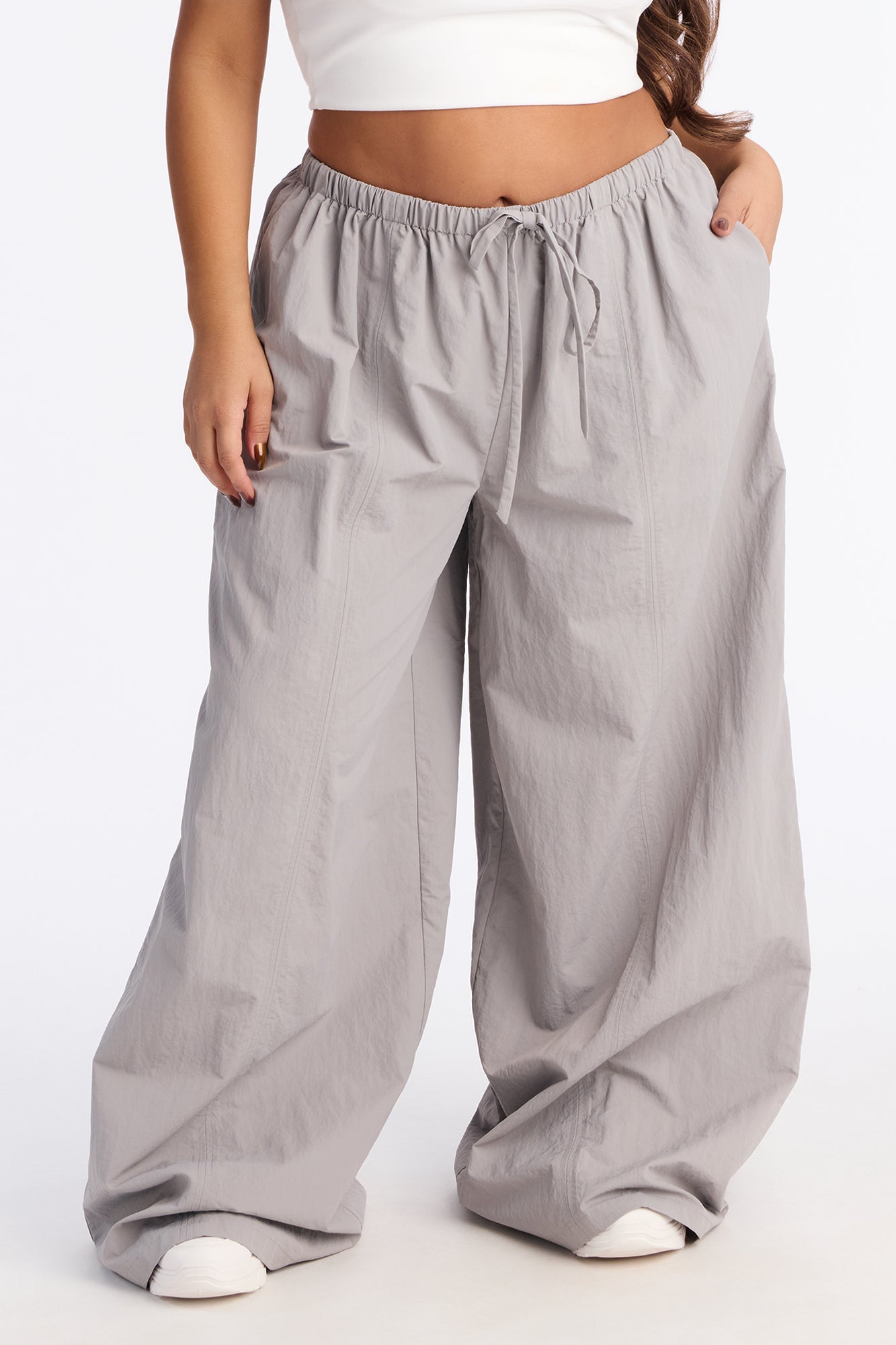 Different Vibe Wide Leg Windbreaker Pant 33″ - Grey