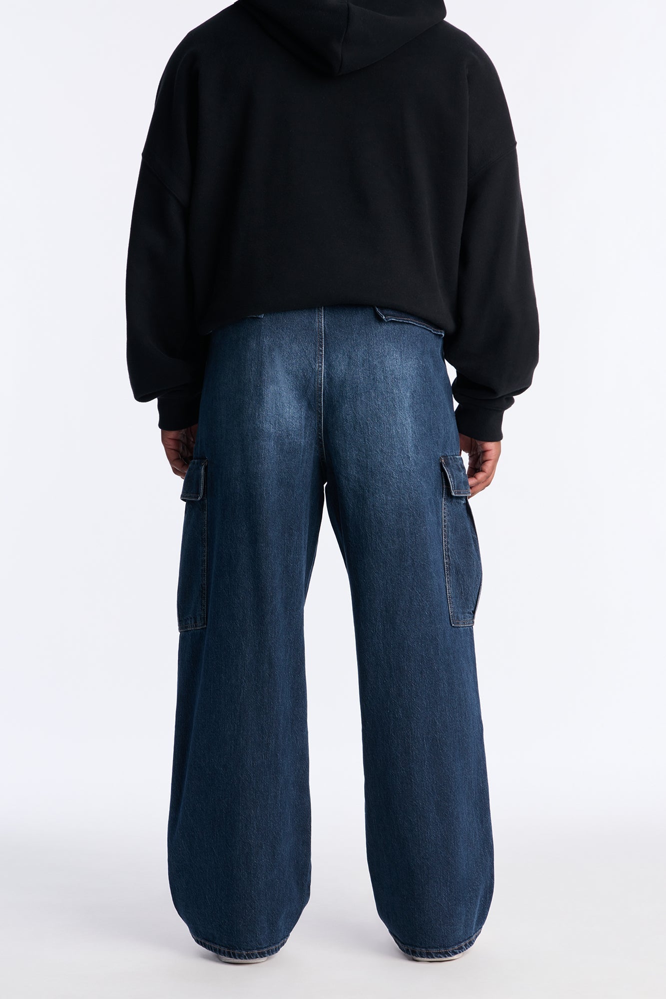 Von Dutch Straight Cargo Patch Jean - Dark Wash