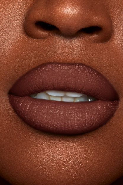 NOVABEAUTY Perfect Pout Moisturizing Matte Lipstick - Attached