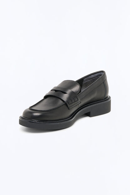 Dolce Vita Tiggy Crinkle Patent Loafers - Black