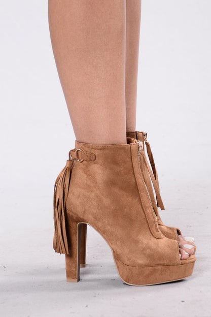 Desert Gal Boot - Chestnut
