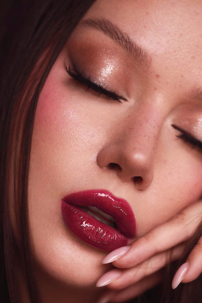 NOVABEAUTY 2 in 1 Snatched Lip Liner - Red 02