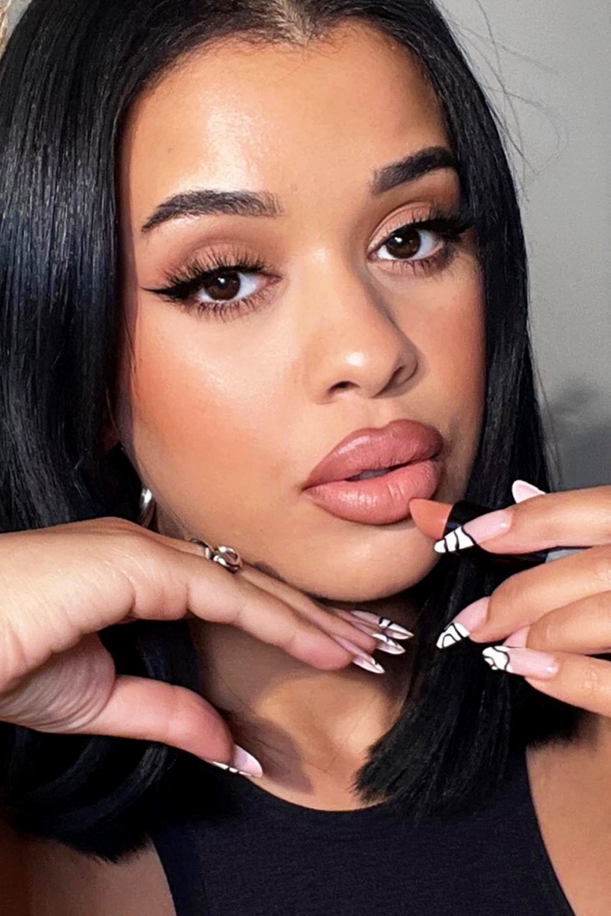 NOVABEAUTY Perfect Pout Moisturizing Matte Lipstick - Heaven